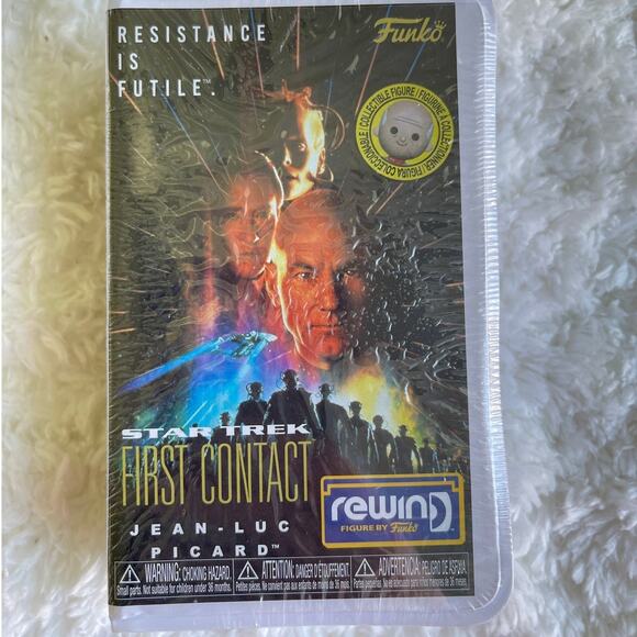 Funko Rewind Star Trek First Contact Jean Luc Picard with Chase NEW - Picture 2 of 6